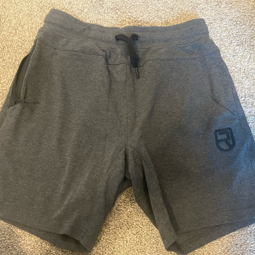 Men’s Rise Shorts